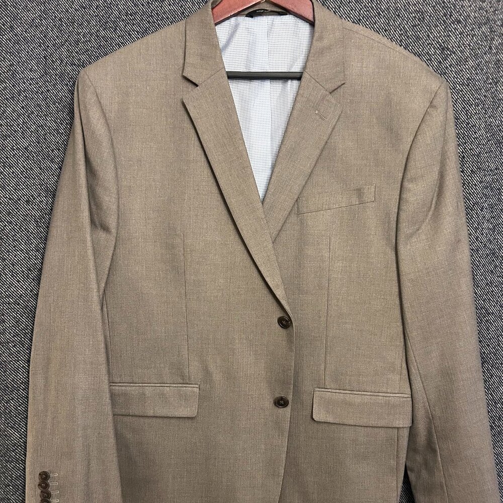 Banana Republic Blazer Men’s 46R – Standard Fit, Light Brown Herringbone, Two‑Bu